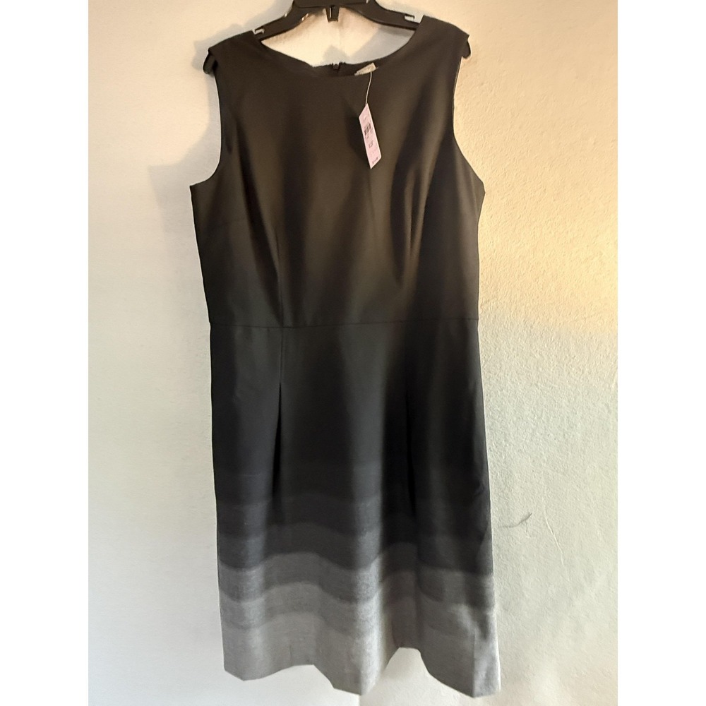 Ann Taylor Dress Womens 12P Black Striped Fit & Flare Sleeveless Knee Length